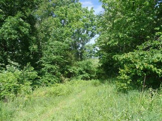 1840 N Cold Springs Rd, Bloomfield, IN 47424