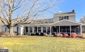 24510 Half Pone Point Rd, Hollywood, MD 20636