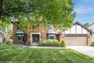 16123 Nola Dr, Livonia, MI 48154