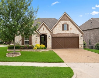 2906 Nottingham Dr, Roanoke, TX 76262