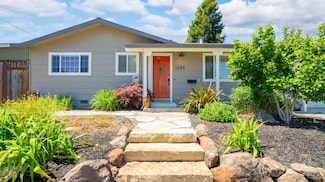 1295 Marian Way, Petaluma, CA 94954
