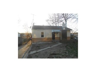 4236 N Jackson Ave, Kansas City, MO 64117