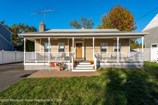 25 Pearce Ave, Eatontown, NJ 07724