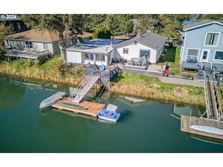 9230 Trout Place, Lincoln City, OR 97367