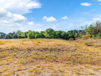 8440 Hollandbush Ct, Cleburne, TX 76033