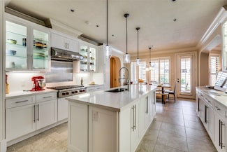 2311 Summerblossom Ln, Houston, TX 77077