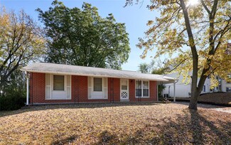 928 Gustane Dr, Saint Charles, MO 63301