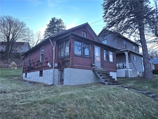 127 Whitestown Rd, Lyndora, PA 16045
