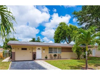 8621 NW 10th St, Pembroke Pines, FL 33024