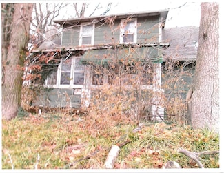 1221 E Park St, Taylorville, IL 62568