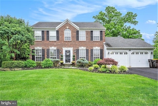 1408 W Fernbrook Dr, Warrington, PA 18976