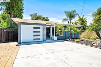 20089 Emerald Ct, Castro Valley, CA 94546