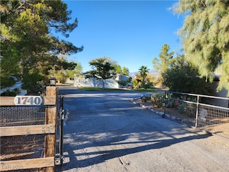 1740 W Donner St, Pahrump, NV 89048