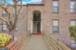 5F Fairway Rd, Reading, PA 19607