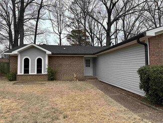 10010 Godwin Dr, Little Rock, AR 72204