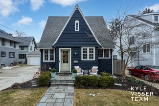 609 Greenwood Ave SE, Grand Rapids, MI 49506
