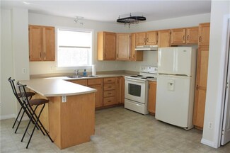 256 Blake St Unit 4, Lewiston, ME 04240