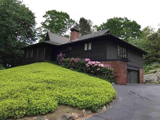 115 Walton Rd, New Castle, NH 03854