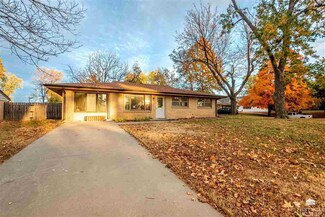 1612 Stewart Ct, Manhattan, KS 66502
