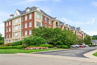 100 Vista Cir Unit 203, Pittsburgh, PA 15238