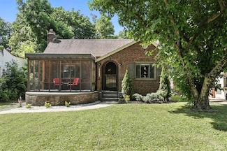1511 Kenova Ave, Cincinnati, OH 45237