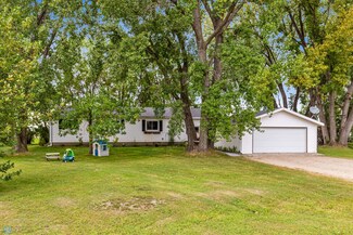 576 6th St, Felton, MN 56536