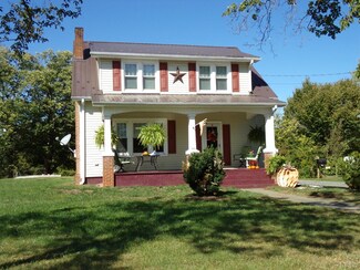 285 N Main St, Amherst, VA 24521