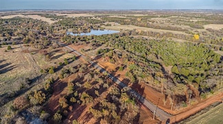 7469 Old Oak Trail, Guthrie, OK 73044