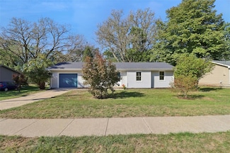 305 Snyder Ave, Norwalk, IA 50211