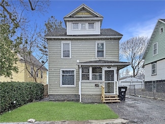 119 Charmouth Dr, Syracuse, NY 13207