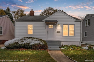 19379 Mccormick St, Detroit, MI 48224