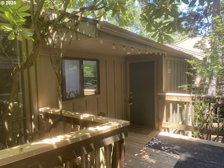 212 Trailside Loop Unit 212, Eugene, OR 97405