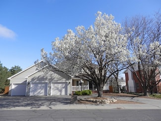 505 W 39th St, Hays, KS 67601