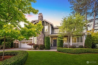 10313 NE 28th Place, Bellevue, WA 98004