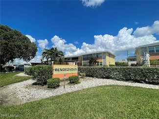 4103 SE 19th Ave Unit 206, Cape Coral, FL 33904