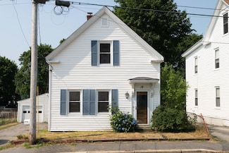 19 Fall St, Biddeford, ME 04005