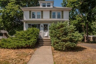 5 Vine St, Braintree, MA 02184