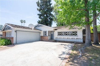 23250 Mariano St, Woodland Hills, CA 91367