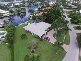 2540 Tarpon Rd, Naples, FL 34102