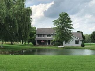 14375 Sousa St NW, North Lawrence, OH 44666