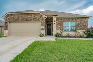 680 Navasota Dr, Crandall, TX 75114