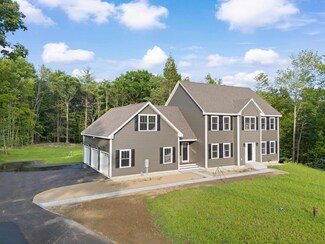 19 Tamar Dr, Goffstown, NH 03045