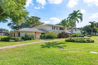 4 Westgate Ln Unit A, Boynton Beach, FL 33436