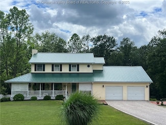 226 Washington Dr, Kenna, WV 25248