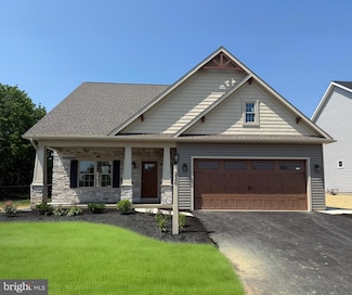 226 Parkside Place, Lampeter, PA 17602