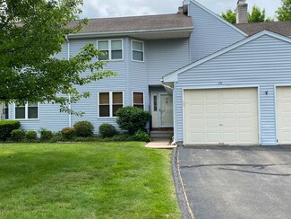 17 Folkstone Rd Unit B, Broad Brook, CT 06016