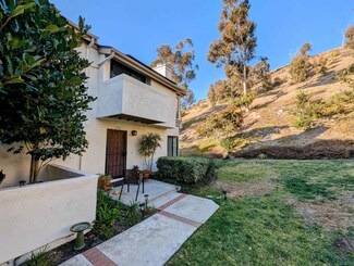 2730 Ariane Dr Unit 63, San Diego, CA 92117