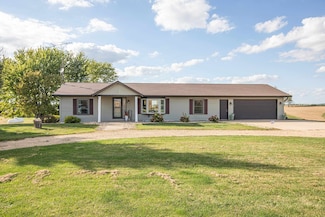 1095 Rock Cut Rd, Hazel Green, WI 53811