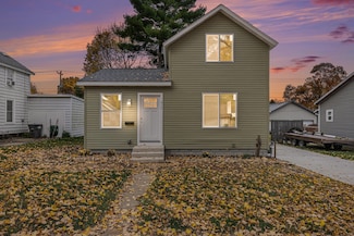 418 Center Ave, Sturgis, MI 49091