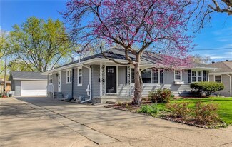 3821 Aurora Ave, Des Moines, IA 50310